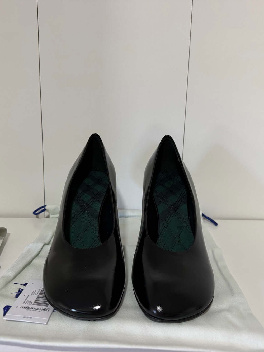 BURBERRY BABY PUMP HIGH HEELS BLACK SIZE 37 7 NIB